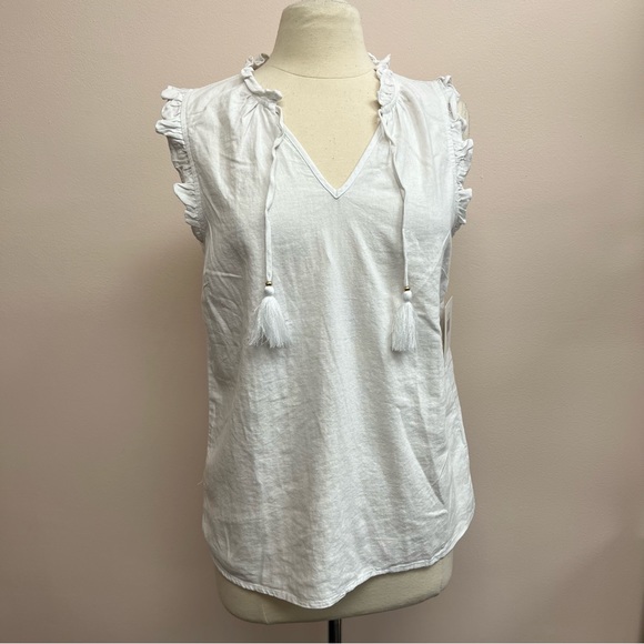 Ellen Tracy Tops - Ellen Tracy Sleeveless Blouse in White